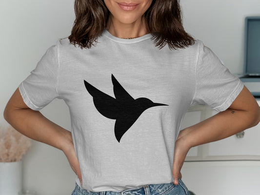 Graphic Hummingbird Design T-Shirt for Casual Wear