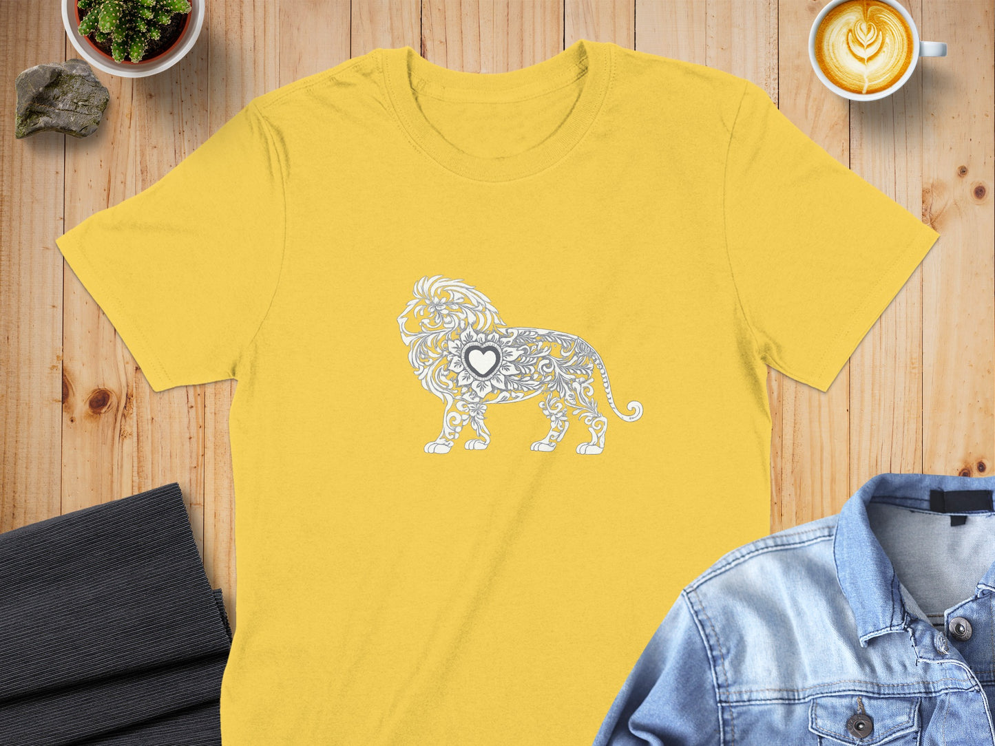 Intricate Lion Design Graphic T-Shirt for Casual Wear