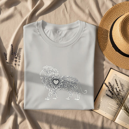 Chic Heart Lion Graphic Tee for Casual Fashion