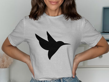 Graphic Hummingbird Design T-Shirt for Casual Wear